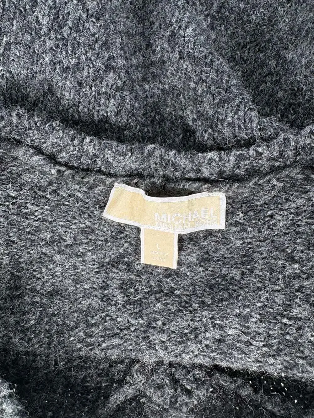 Michael Kors Gray Marled V-Neck Sweater. Women’s Size Large.